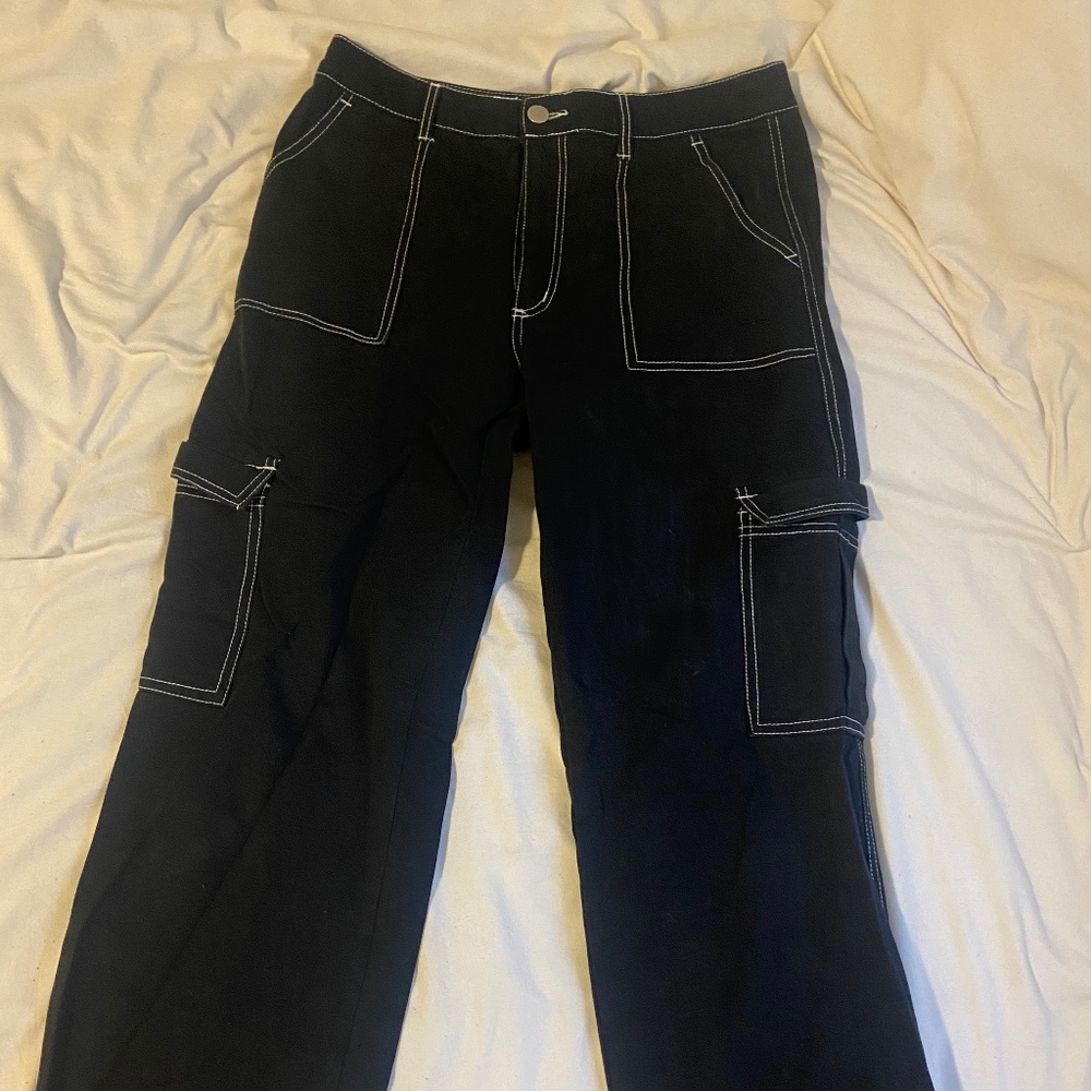 Black cargo pants size small